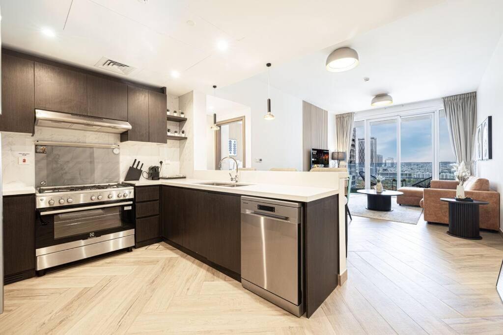 Apartamento Chic 2 Bed Near Trade Centre With 5 Star Amenities Dubái Exterior foto