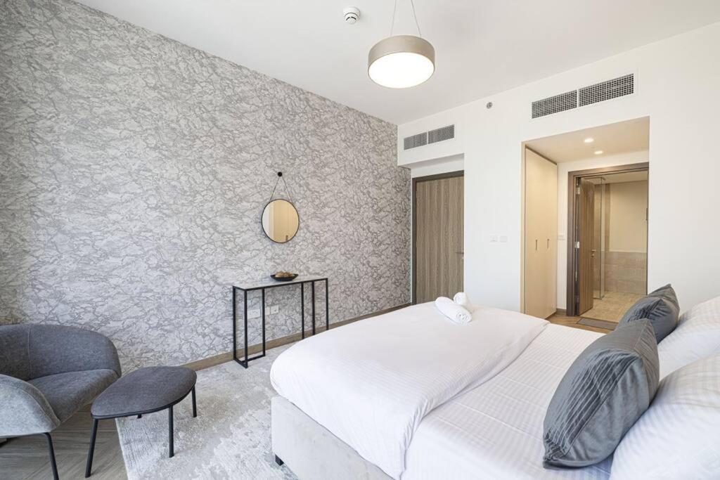Apartamento Chic 2 Bed Near Trade Centre With 5 Star Amenities Dubái Exterior foto