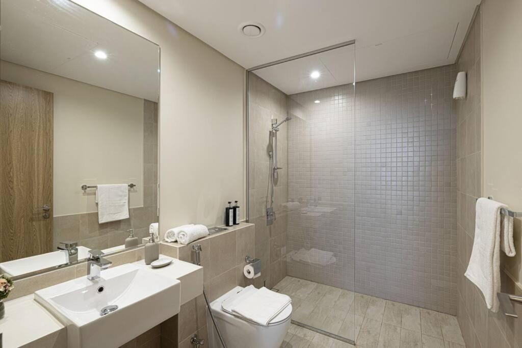Apartamento Chic 2 Bed Near Trade Centre With 5 Star Amenities Dubái Exterior foto