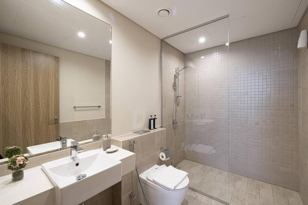 Apartamento Chic 2 Bed Near Trade Centre With 5 Star Amenities Dubái Exterior foto